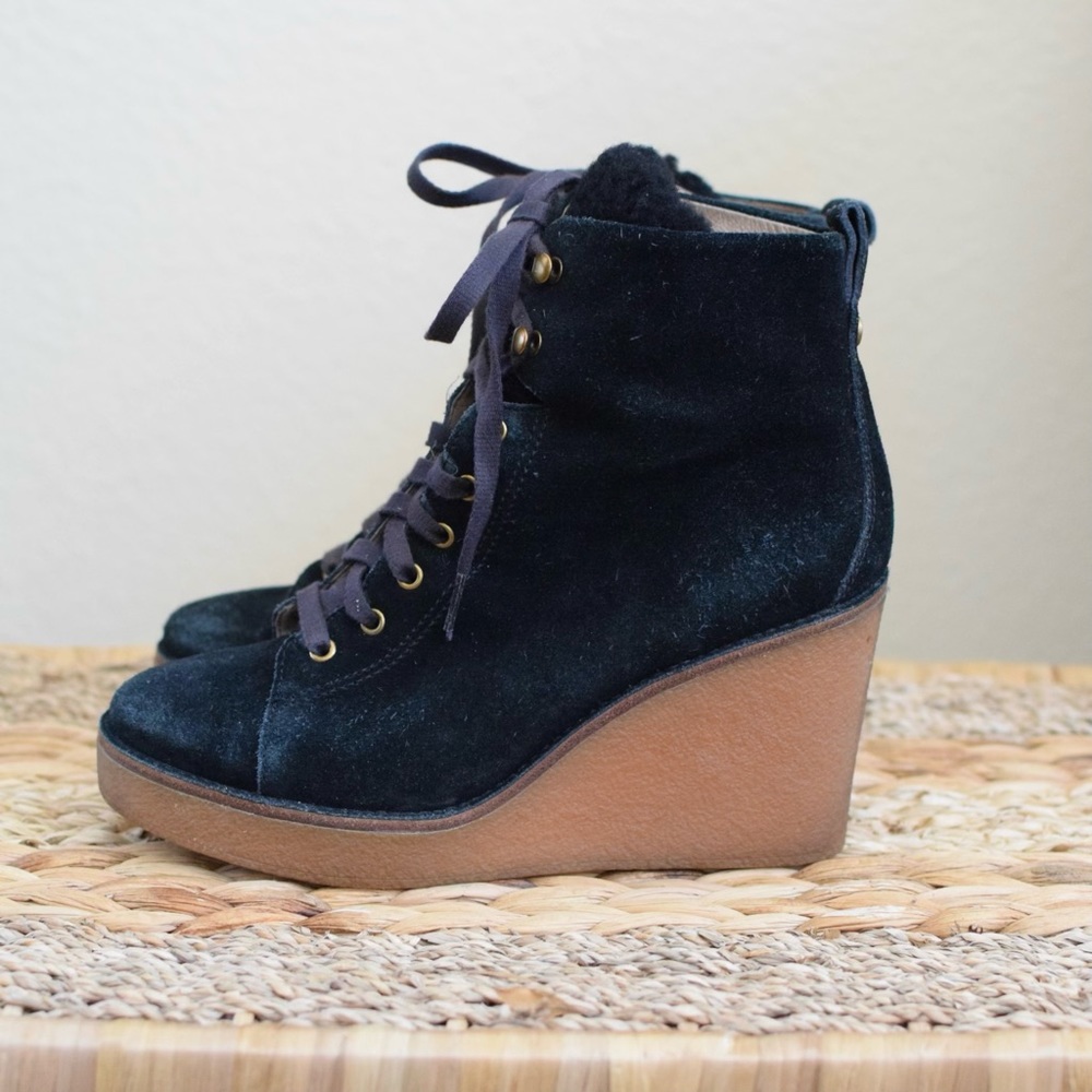 UGG Kiernan Wedge Lace-Up Ankle Boots Black Suede Sheepskin - Picture 3 of 7